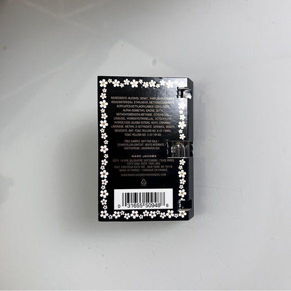 MARC JACOBS DAISY SIGNATURE EAU DE TOILETTE SPRAY SAMPLE - Picture 3 of 4